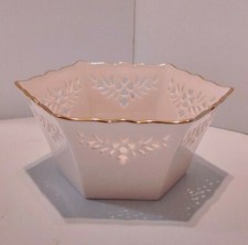 LENOX SHELBURNE SMALL BOWL   NEW   LABEL 24k GOLD TRIM EXC