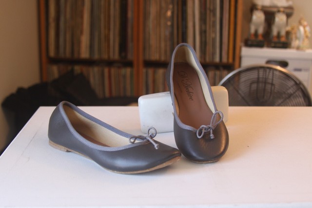 dark grey ballet flats