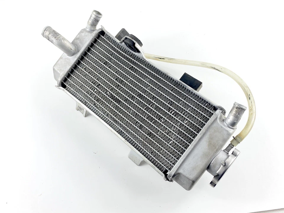 ✅2010 crf250r Tapa radiador lado derecho refrigerante HONDA CRF250R OEM 2010-2013 Foto 2 de 4