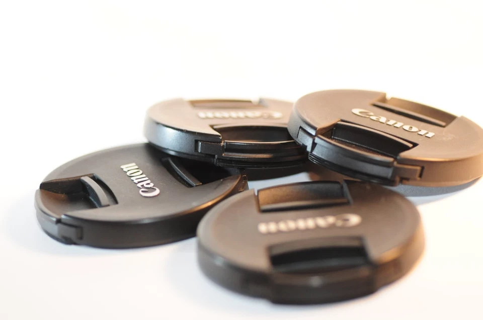 Canon EOS E-67 II 67mm front lens cap Inside squeeze Genuine canon product - Image 3 of 3