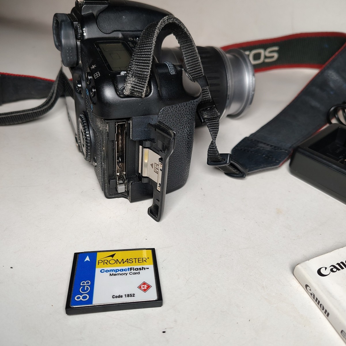 Canon EOS 30D 8.2MP Digital SLR Camera Kit with EF 28-90mm f/4-5.6 