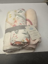 Cloud Island - 3 Hooded Towels for Girls - 30"X30"/DWK178