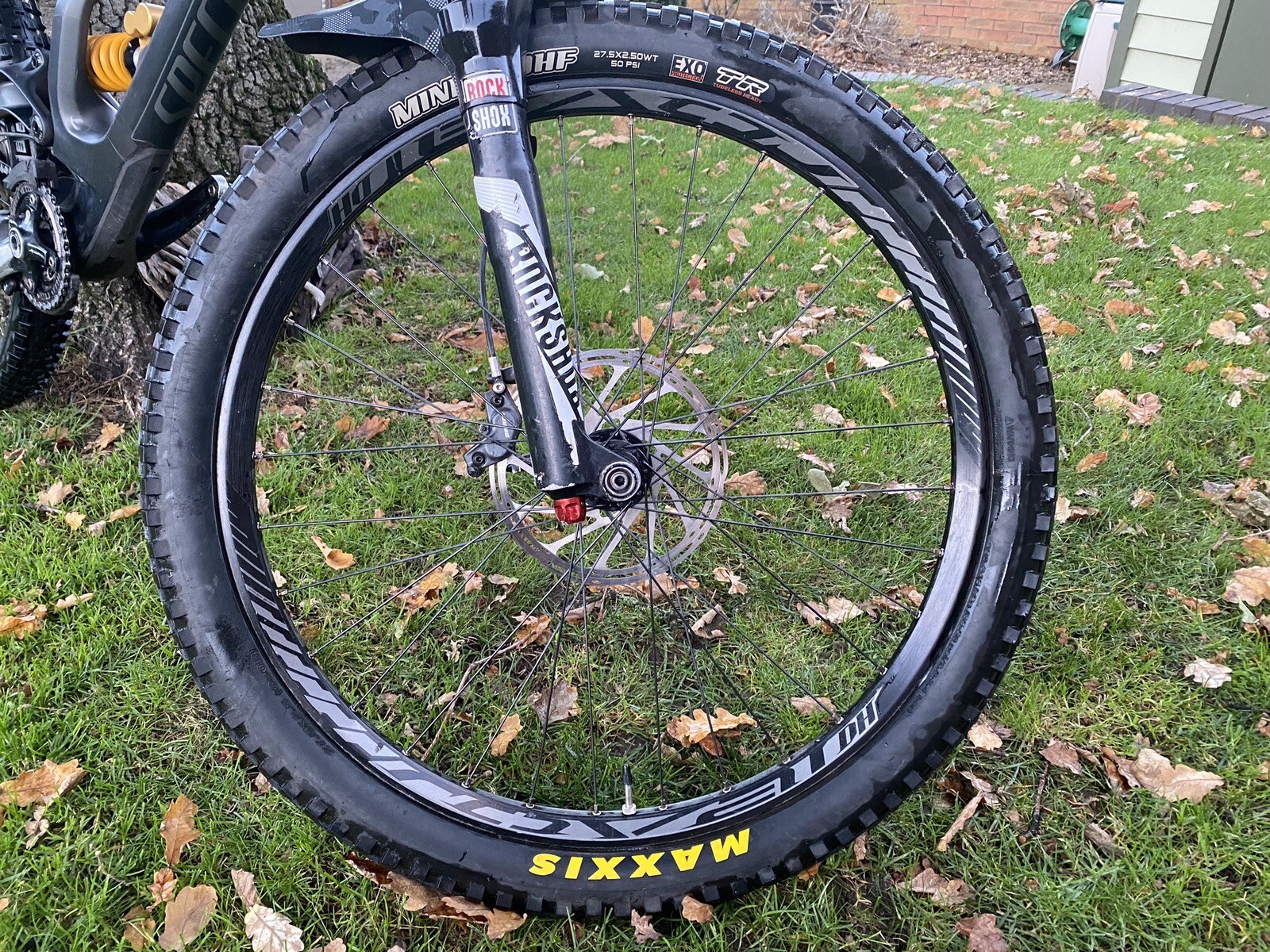 specialised downhill bike