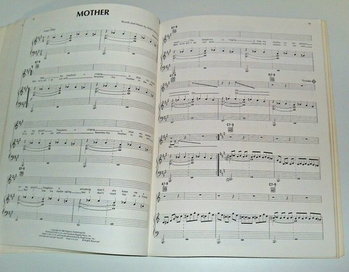Libro Police Synchronicity PVG piano voces acordes guitarra Hal Leonard partituras - Imagen 5 de 6
