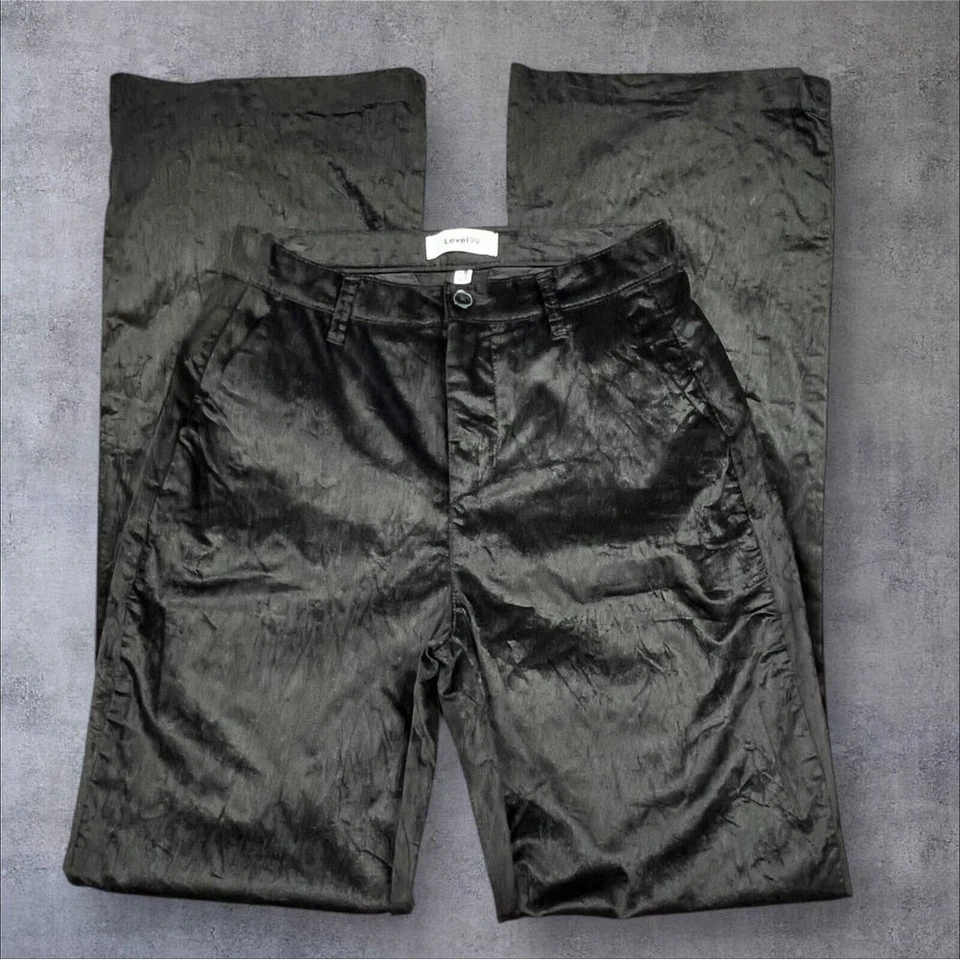 Calça smoking LEVEL 99 EVEREVE Percy preta veludo cintura alta tamanho 27 férias - Imagem 4 de 4