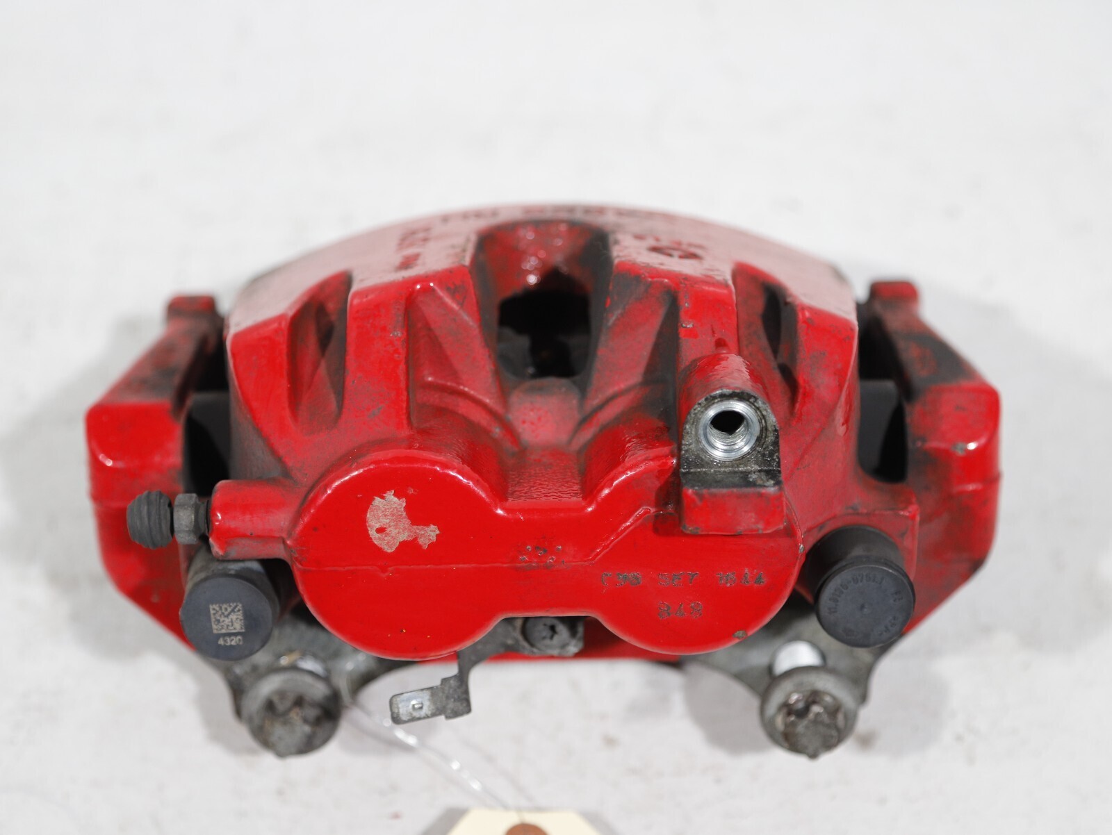 2017 - 2020 MASERATI LEVANTE M161 FRONT RIGHT PASSENGER SIDE BRAKE CALIPER OEM