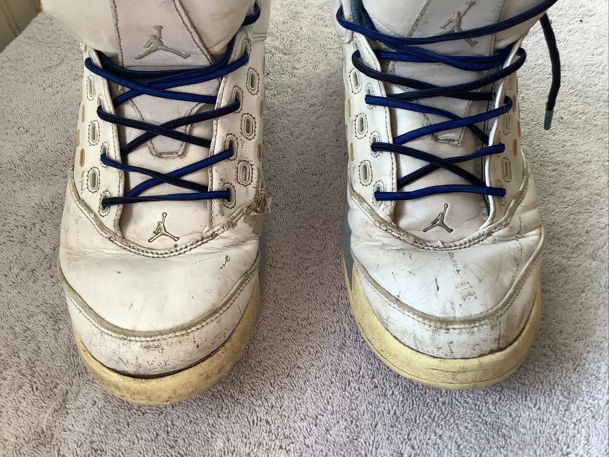 2005 Anthony Carmelo Air Jordan size 11 white and blue high top shoes used