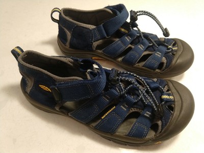 keen sandals size 5