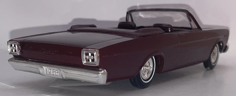 AMT 1966 Ford GALAXIE Convertible Promo 1/25 Vintage Burgundy Metallic VF+ - Image 3 of 4