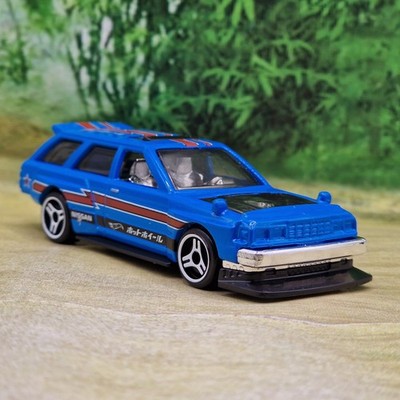 Hot Wheels Nissan Maxima Drift 1/64 Diecast Scale Model (54) Top Zustand
