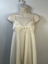 Vintage Avian Cream Off White Color Nylon Nightgown Size S