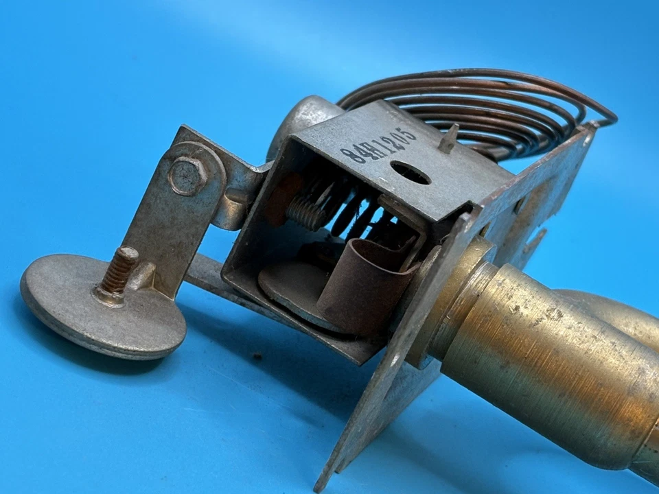 Válvula de control del calentador para Buick 1951 1952 1953 Foto 3 de 4