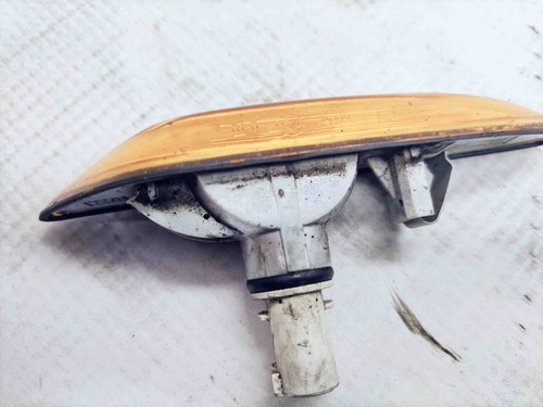 BMW 3 Touring E46 Kotflügelblinker vorne rechts 077272 69113685 2.00 14914962