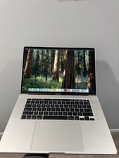 Apple MacBook Pro 16-inch 2025 Software OS