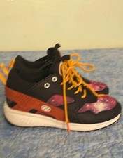 Heelys Cosmic Color Wheeled Shoes Black Red Flames Boys Youth Size 5 New W/O Box