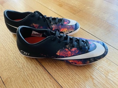 Size 11 - Nike Mercurial Victory 5 CR7 Black Total Crimson for