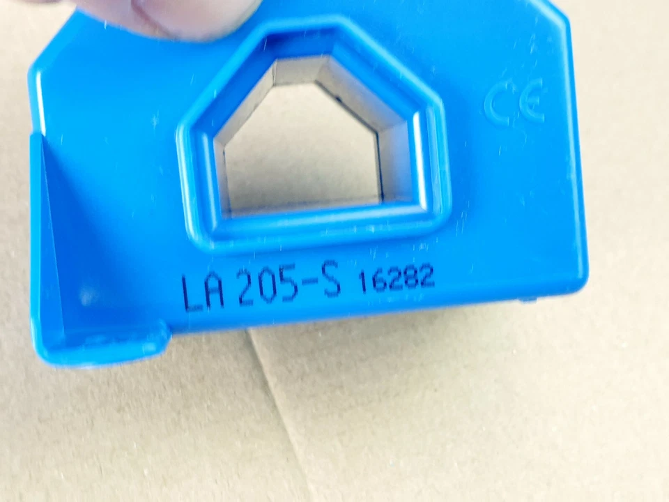 LEM CURRENT TRANSDUCER LA 205-S LA 205 S LA205S 112090 IPN 200A - Image 3 of 4