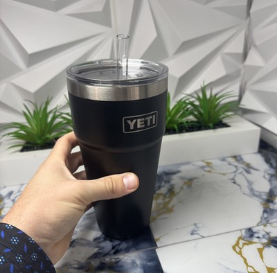 #ad Yeti Rambler 26 oz with Straw Lid Black *HAS DENT* $18.69