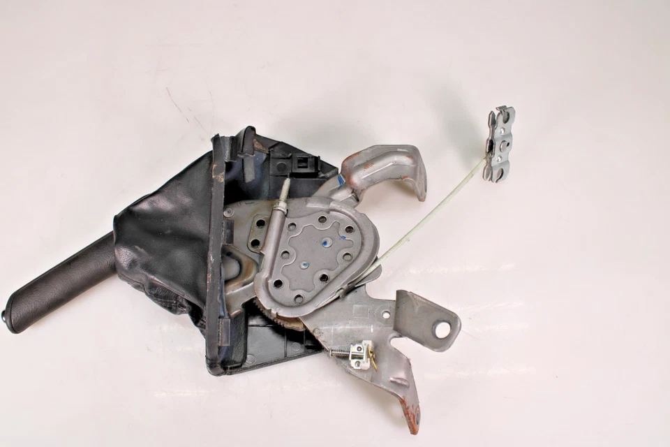 Subaru WRX STI E 2015-2019 manija de freno freno freno de estacionamiento freno eléctrico Foto 4 de 4