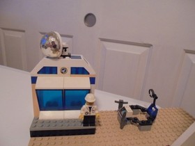 Lego 6456 Space Port Mission Control&mdash;COMPLETE w/Box, Manual & Rocket Engine