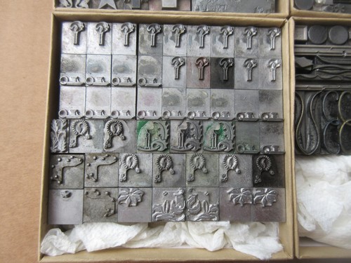 Letterpress Lead Type Misc. Dingbats, Decorators, Multi-color, Holiday C8 - Picture 3 of 10