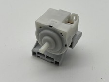 Siemens E-Nr. WU14Q440 Typ.WCM69 Toplader Niveau Schalter #560-11F