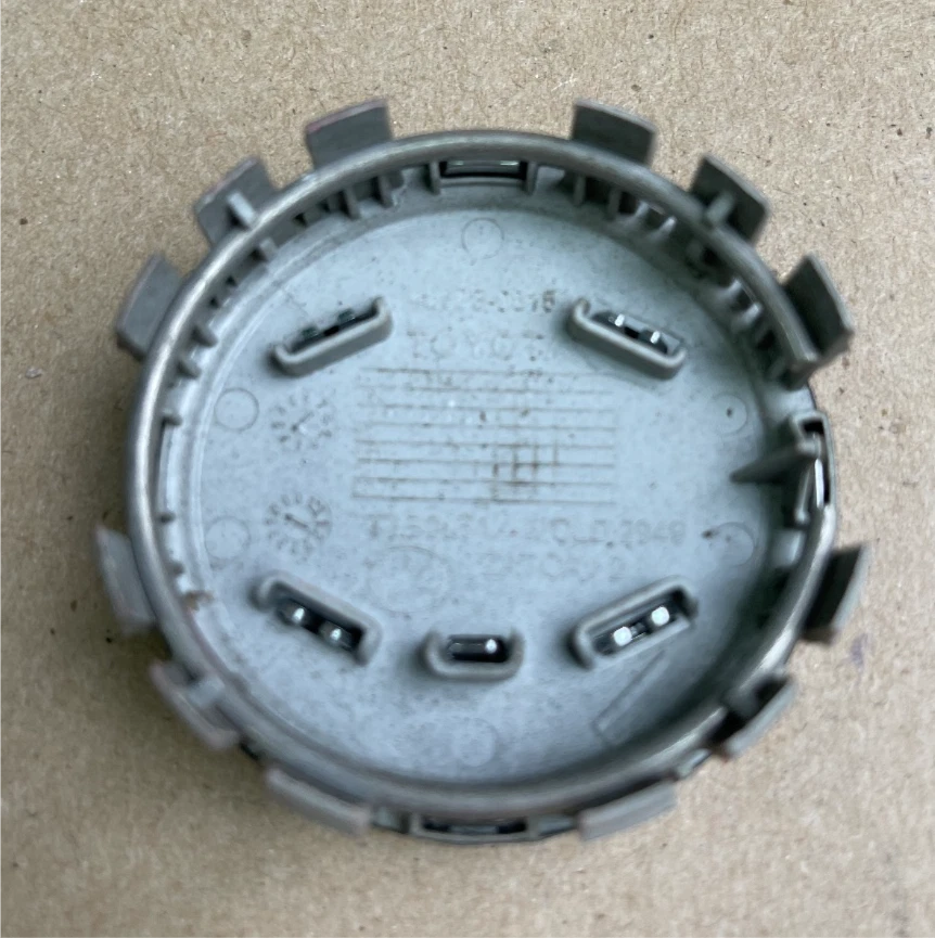 2012-2020 Toyota Camry Chrome on Black Center Cap 2.5" OEM 4260306150 - Image 2 of 2