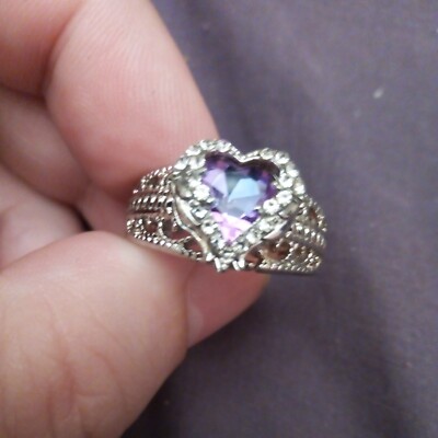 Flieder Mystic Topas Herz Set in evtl Silber ohne Punzen Größe Q Ring. 