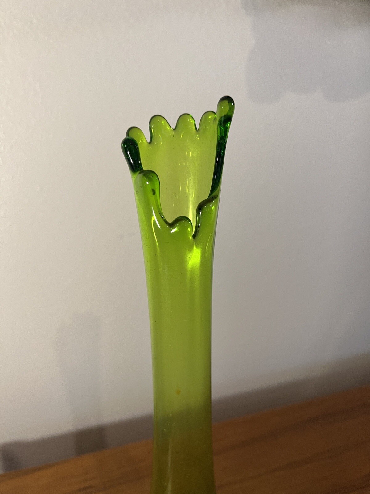 Vintage LE Smith Footed Green Swung Vase eBay