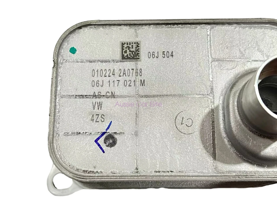 06J117021J Enfriador de aceite y juego de accesorios OEM para VW Golf Jetta Passat Eos 2.0T 2012-2015 Foto 2 de 4