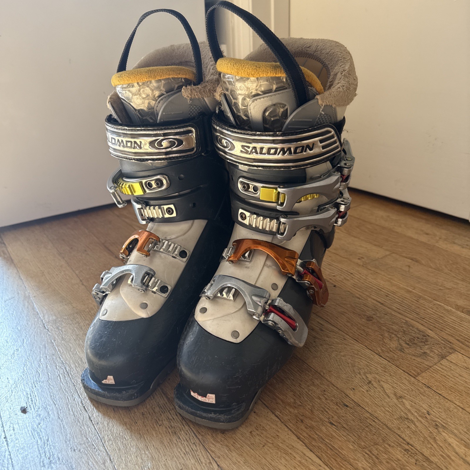 Scarponi da sci Salomon Irony 7.0 My Custom Fit taglia 25 UK 6