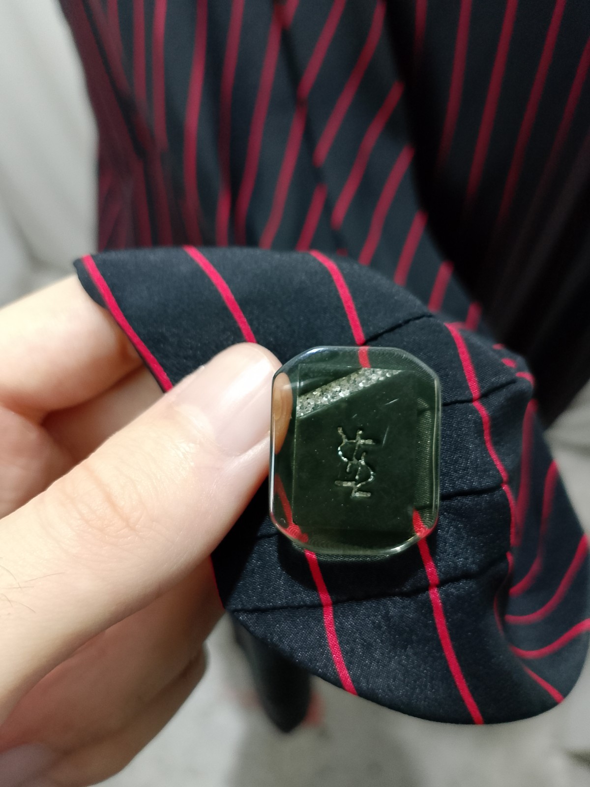 Articolo e3493 abito donna Yves Saint Laurent nero a righe rosse taglia M asce