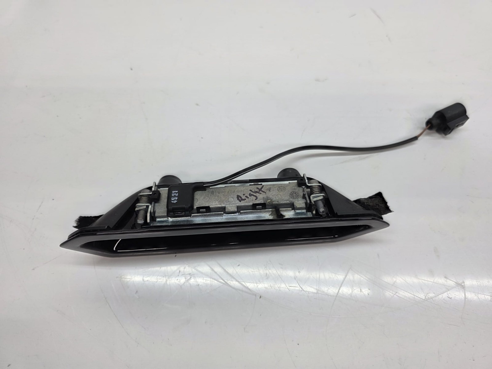 LAMBORGHINI AVENTADOR PASSENGER RIGHT RH SIDE DOOR HANDLE SWITCH OEM 470837160B