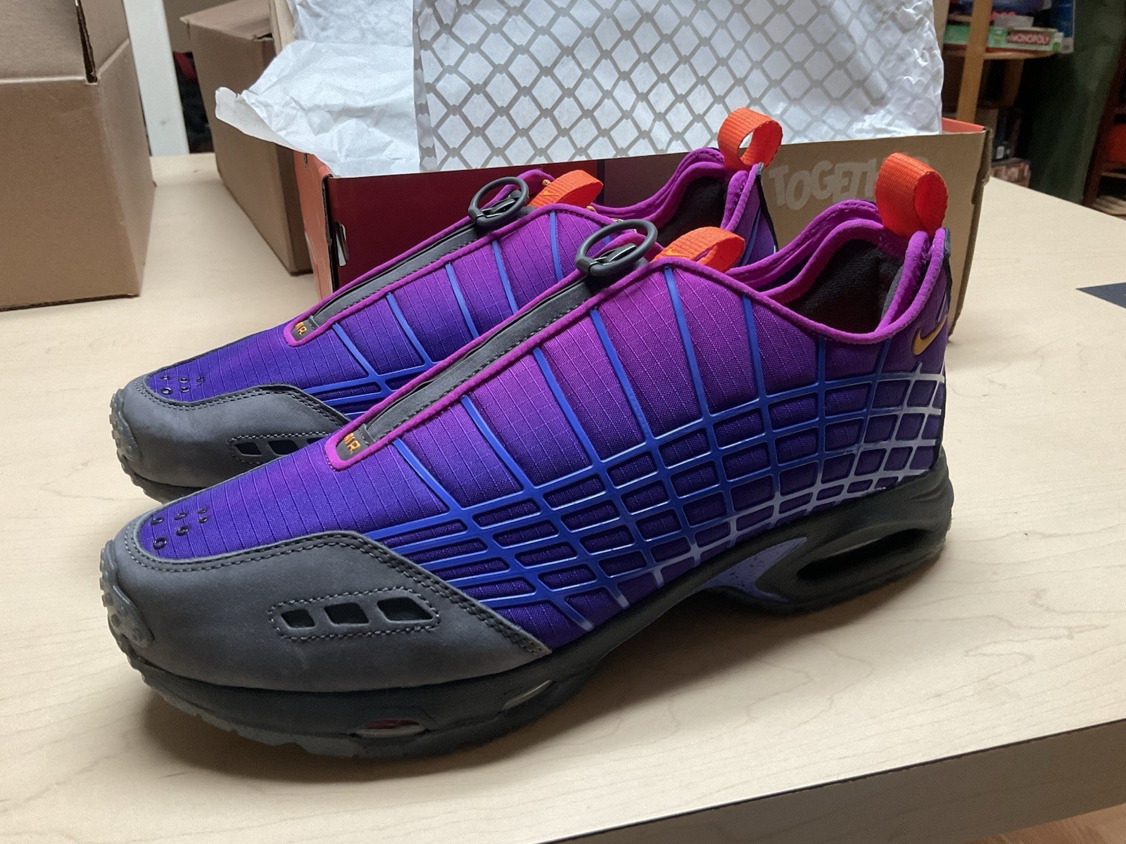 Nike Air Max Sunder SP Kids of Immigrants Sun Down Size 9.5 HF3286-500