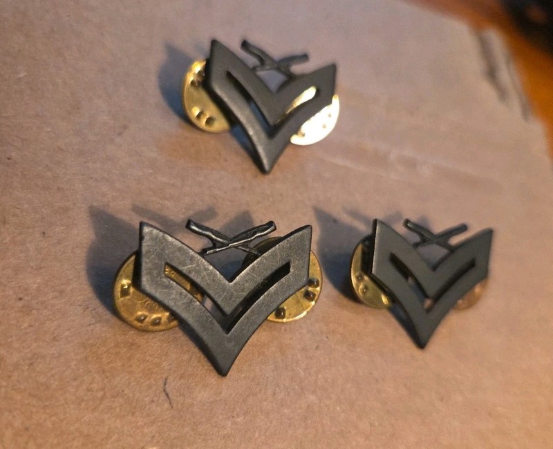 3 military pin Lot  vintage collectible pinback memorabilia.