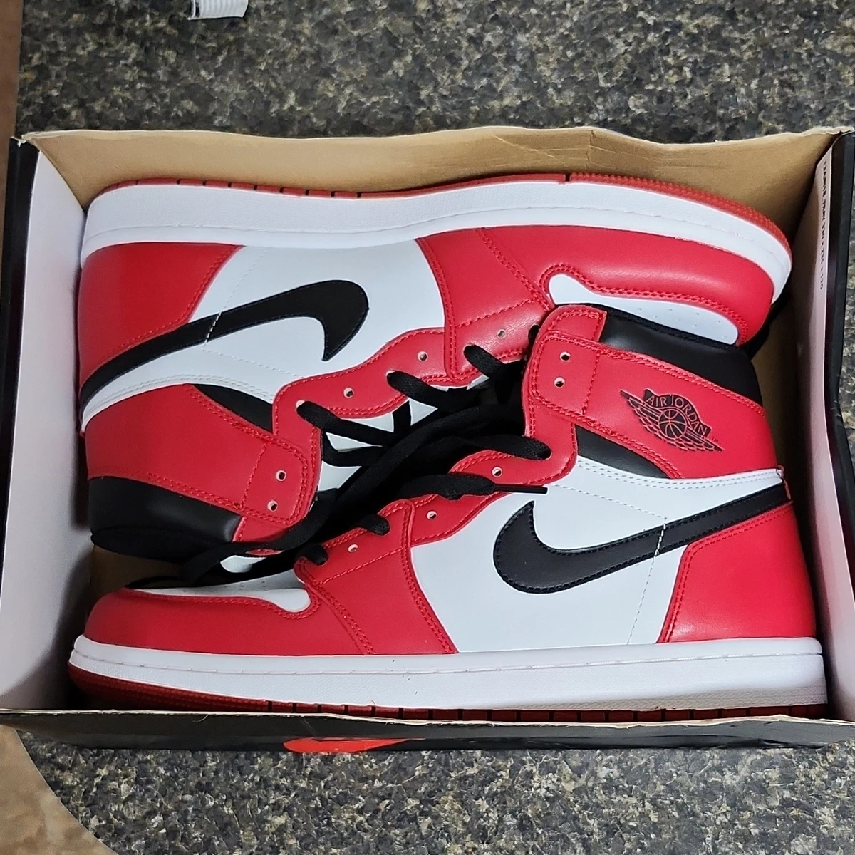 その他 Air Jordan 1 Retro High OG 9.5 Jordan 1 Retro High OG Taxi (GS) – RIF LA