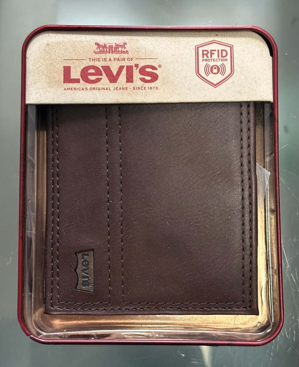 Levis Men's Wristlet Wallets Levis Men's Leather Trifold