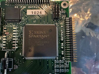 XILINX Spartan XC2S200 Development Board