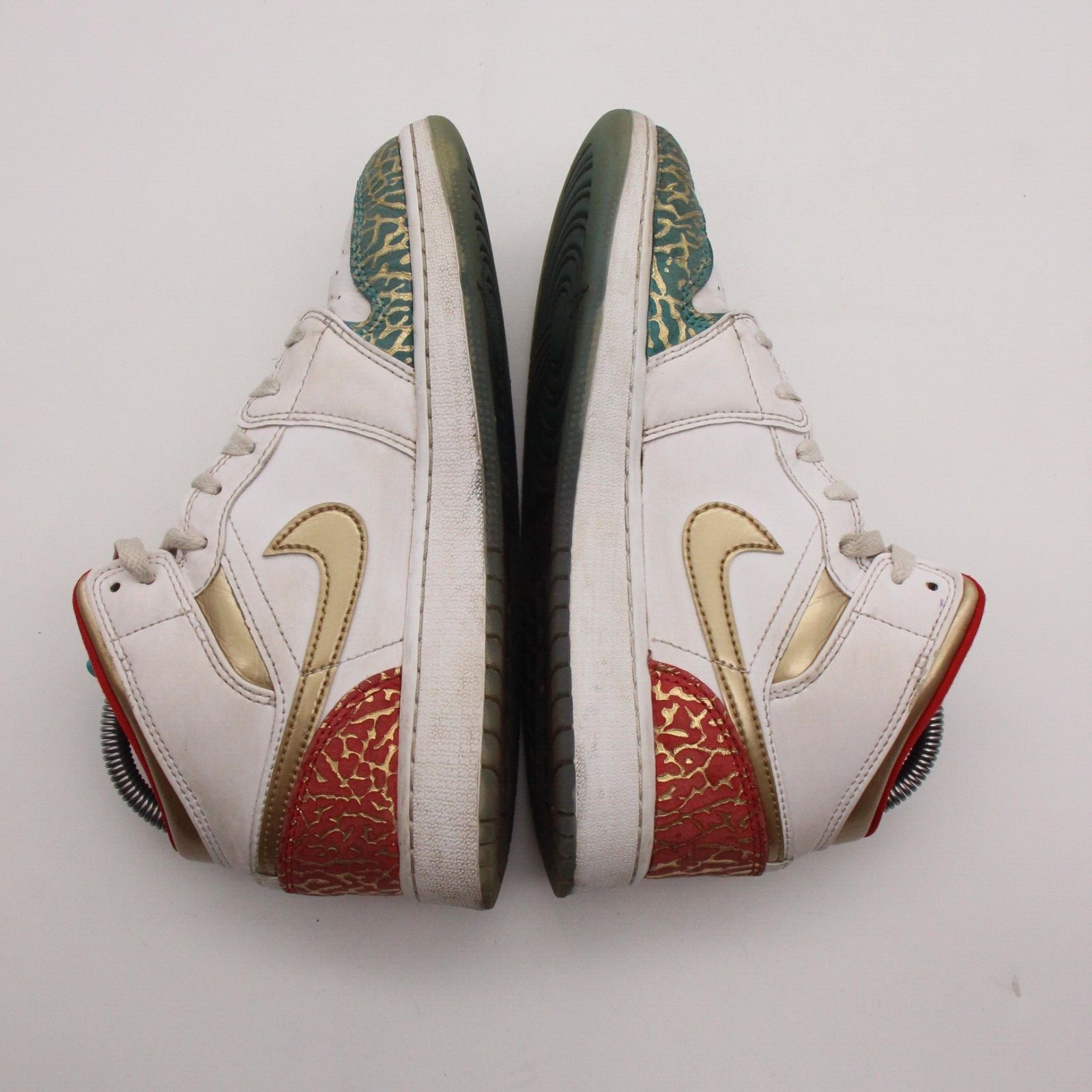Nik Air Jordan 1 Mid School NC To Chicago Youth 5 Women’s 6.5 FB2212-100 Sneaker thumbnail 7