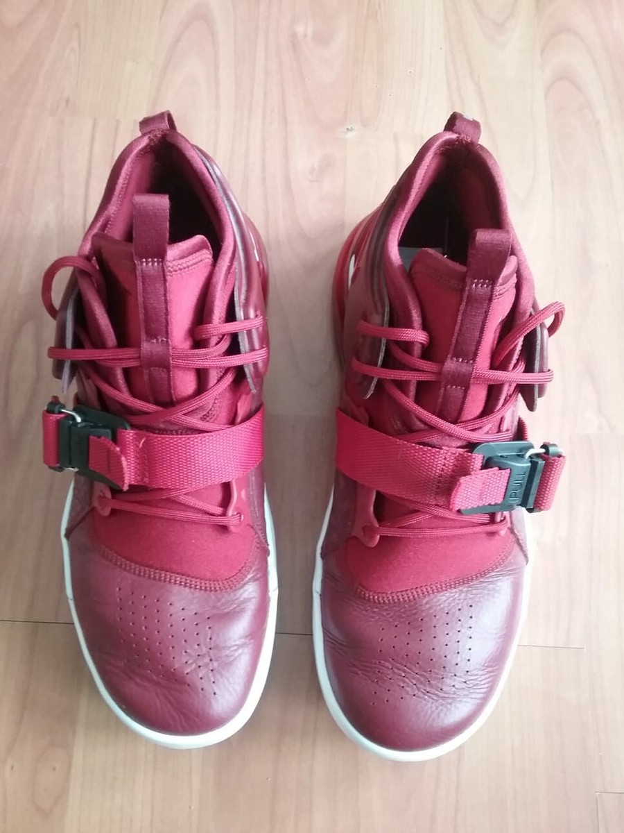 nike air force 270 red croc