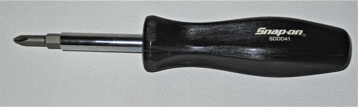 Snap on SDDD41 Reversible Blade 8in 1 Screwdriver Set for sale