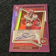 Skky Moore 2022 Rookies & Stars #119 Purple Auto SP RC 22/25 Kansas City Chiefs