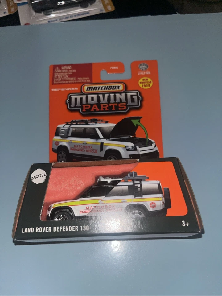 Matchbox 2025 Moving Parts Land Rover Defender 130 White Emergency Rescue #24 - Image 3 of 4