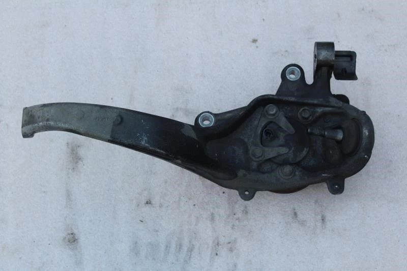 Jaguar XF 2013 conductor izquierdo eje delantero buje nudillo (se adapta a 2,0 L y 3,0 L tracción trasera) Foto 2 de 4