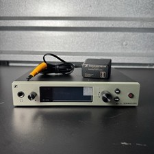 Sennheiser EM 300-500 G4 Wireless True Diversity Receiver AW : 470 to 558 MHz 