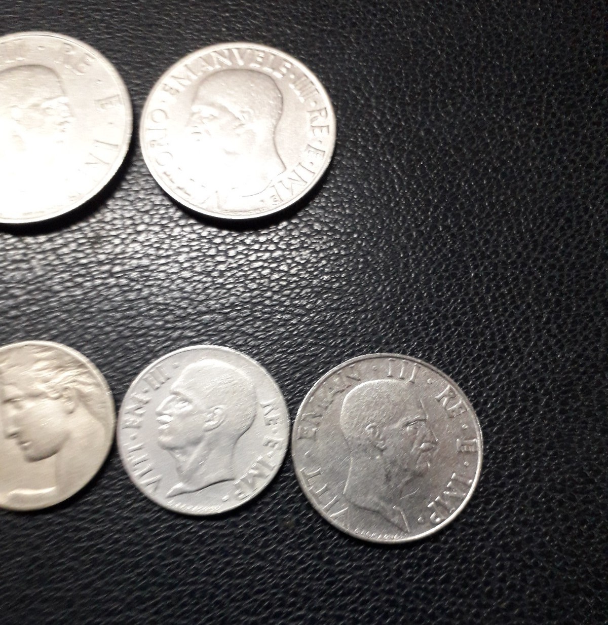 ITALY KINGDOM 0 COINS WITH EMPIRE 1 AND 2 LIRE VOUCHER 2 LIRE AND LIONS 50 CIRCULATED