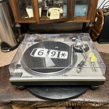 Technics SL-1200MK2 DJ Turntable - Silver