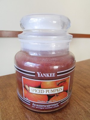 Yankee Candle MSpiced Pumpkin, 14.5 oz Original Large Jar