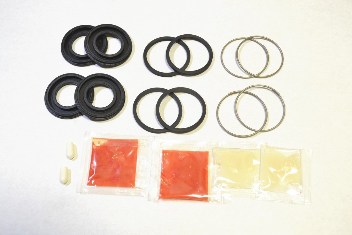 バブリアボディ 2 Pot REAR Brake Caliper overhaul repair kit (Fit: NISSAN FAIRLADY