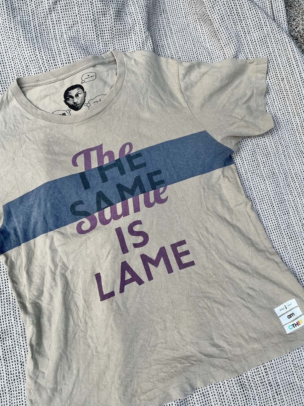 ALTRA T shirt Pharrell Williams sono altro lo stesso è zoppo